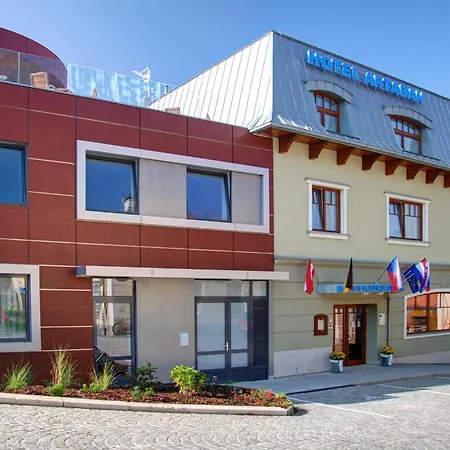 Hotel Artaban 4*